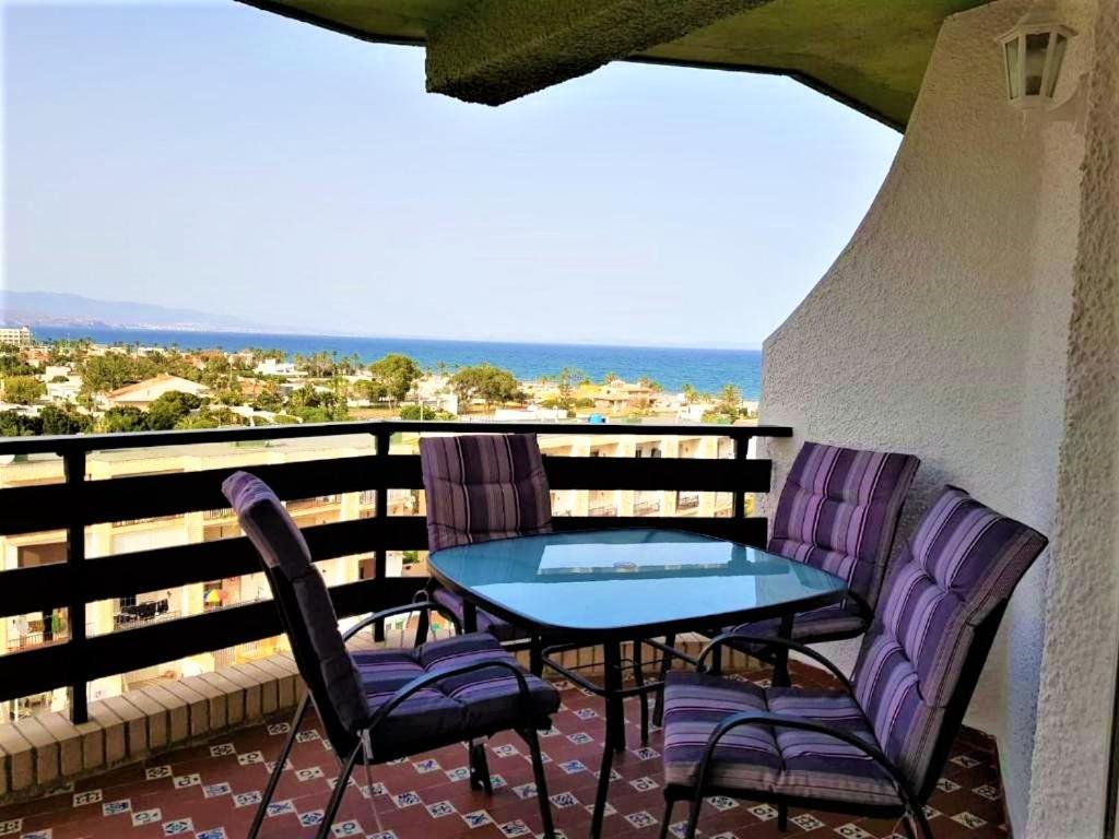 Apartamento Roquetas De Mar Urbanizacion, 2 Dormitorios, Gran Terraza Con Vista Al Mar, Wi-Fi, Parking Y Piscina Exterior photo